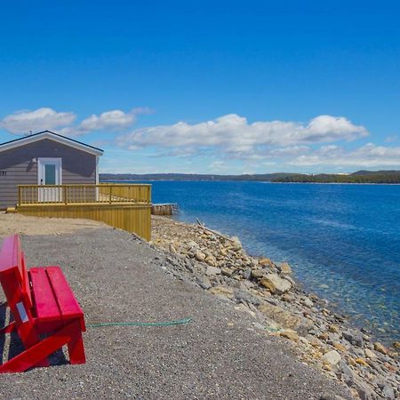 A Wave From It All Port Saunders Exterior photo